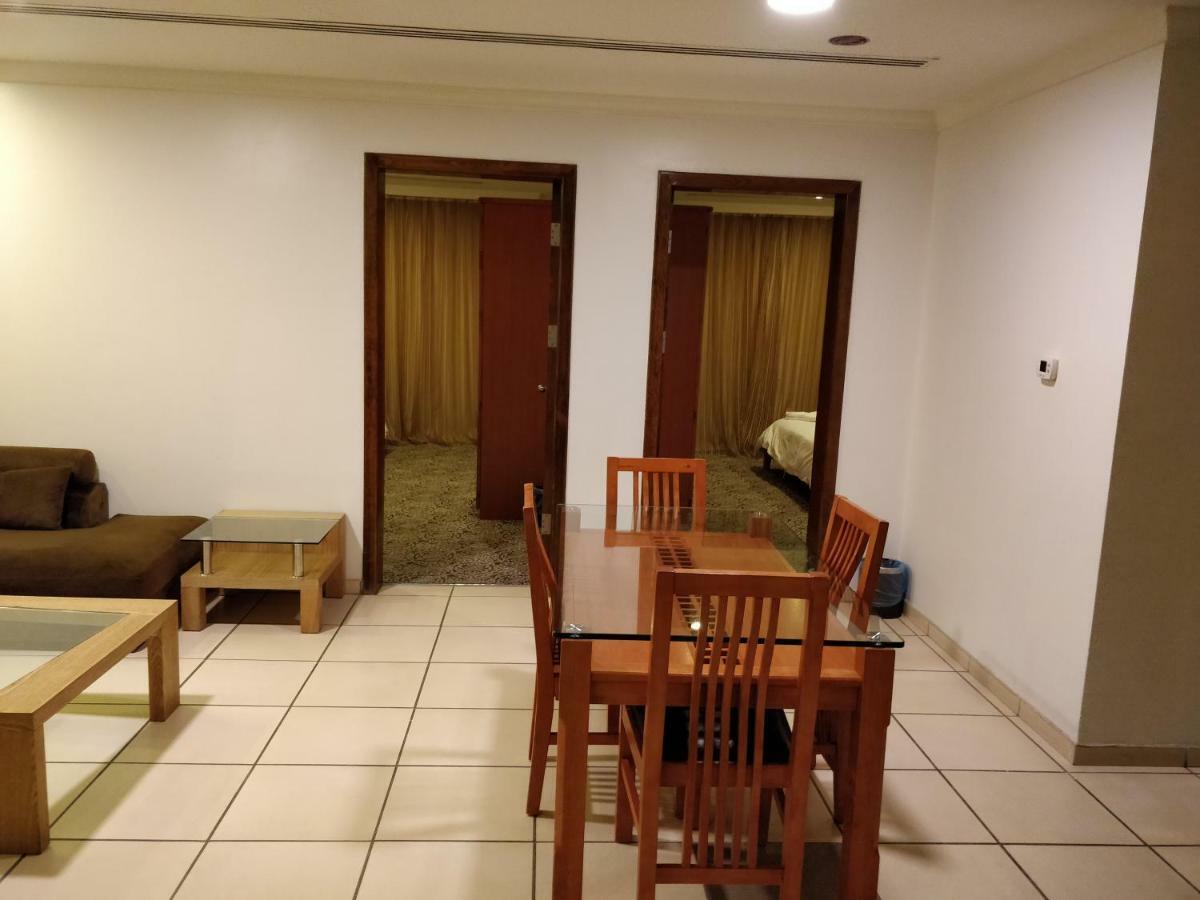 Tanal Serviced Apartments Khobar Extérieur photo